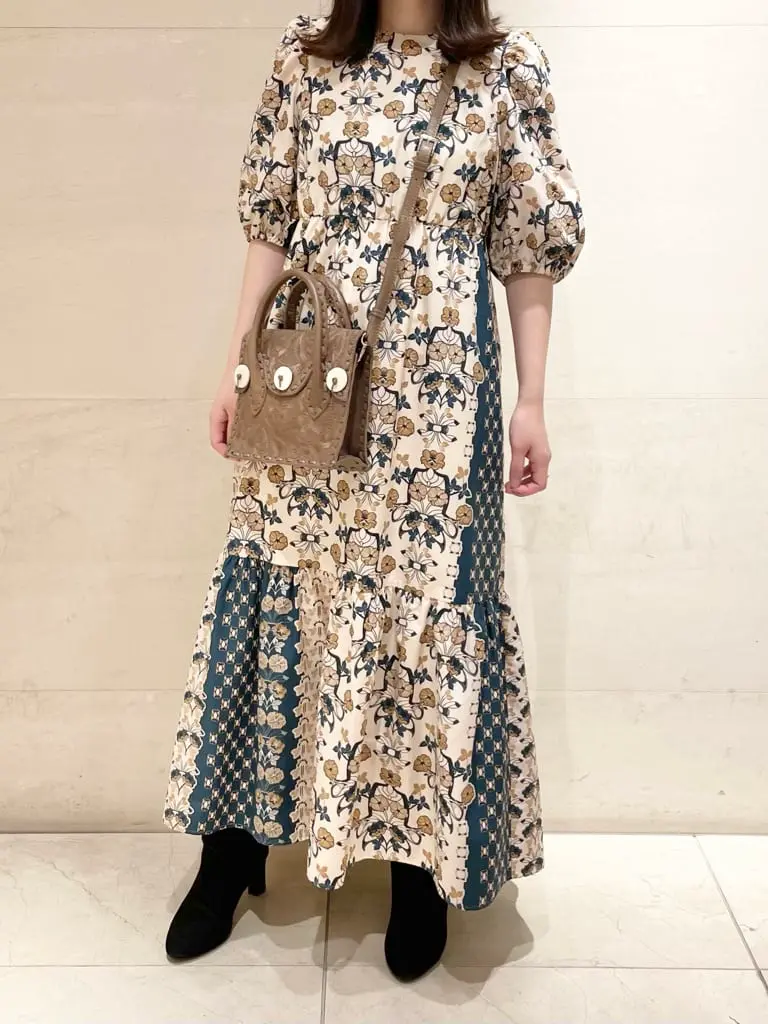 Carving Tribes 小池　悠花 コーディネート画像