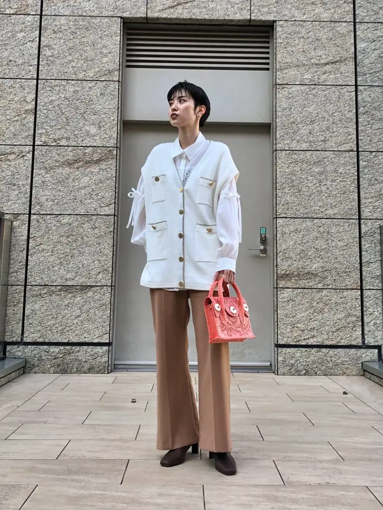 Carving Tribes 村上 麗華 コーディネート画像