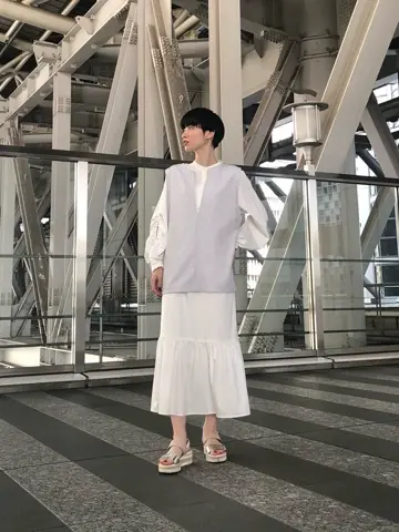 Carving Tribes 村上 麗華 コーディネート画像