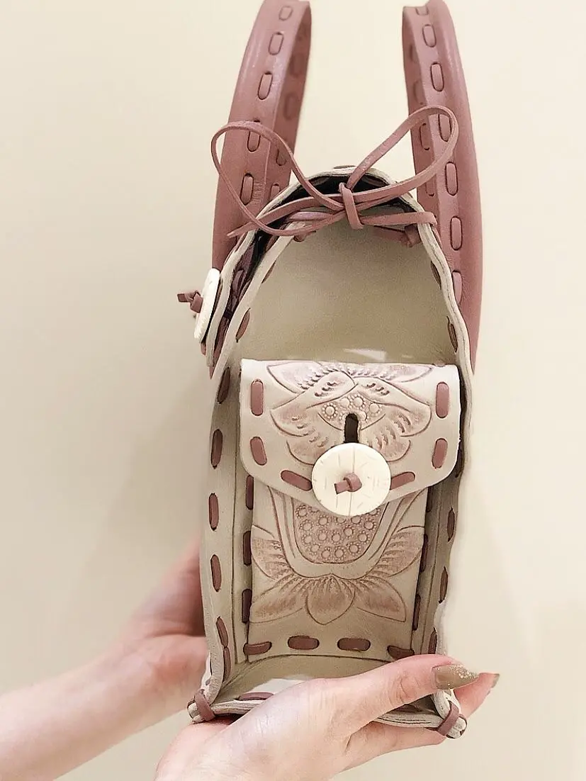 Carving Tribes 村上 麗華 コーディネート画像