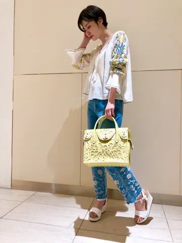 Carving Tribes 村上 麗華 コーディネート画像