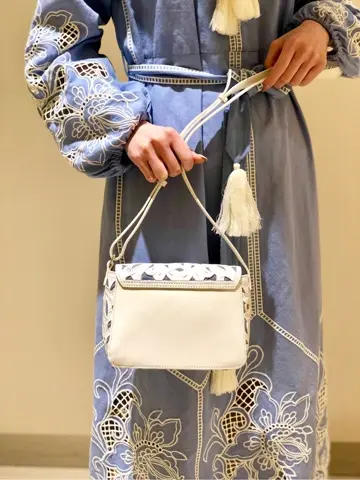 Carving Tribes 村上 麗華 コーディネート画像