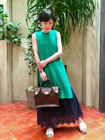 Carving Tribes 村上 麗華 コーディネート画像