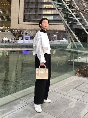 Carving Tribes 村上 麗華 コーディネート画像