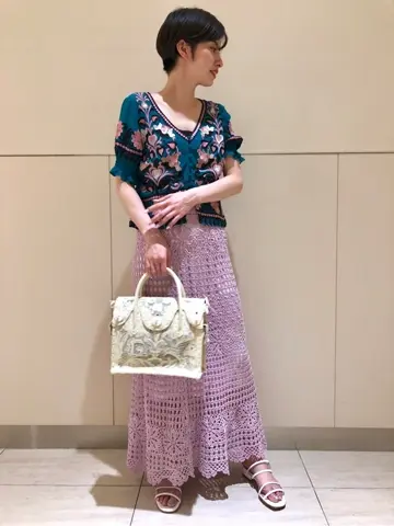 Carving Tribes 村上 麗華 コーディネート画像