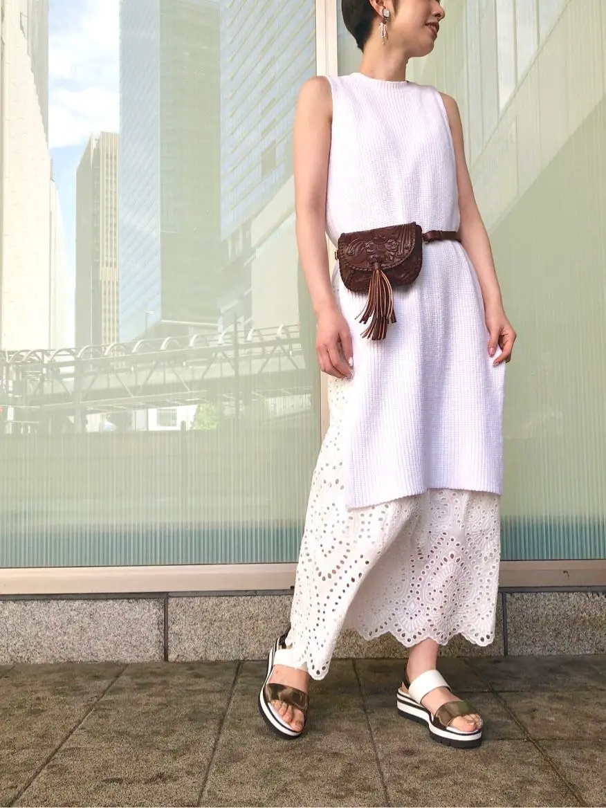 Carving Tribes 村上 麗華 コーディネート画像