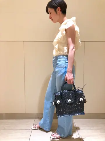 Carving Tribes 村上 麗華 コーディネート画像