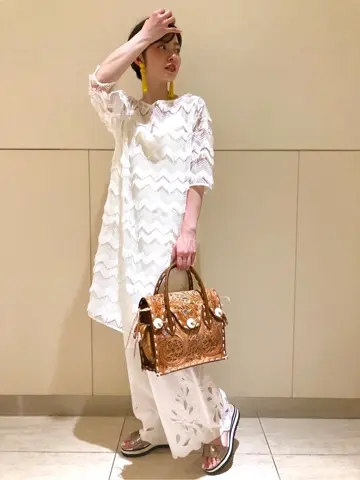 Carving Tribes 村上 麗華 コーディネート画像