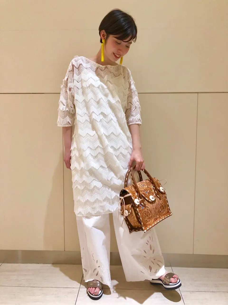 Carving Tribes 村上 麗華 コーディネート画像