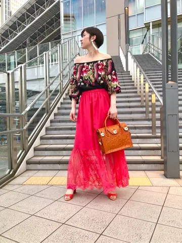 Carving Tribes 村上 麗華 コーディネート画像