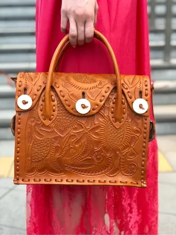 Carving Tribes 村上 麗華 コーディネート画像