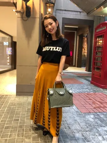 Carving Tribes 加藤   恵理奈 コーディネート画像