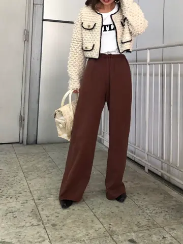 Carving Tribes 加藤   恵理奈 コーディネート画像