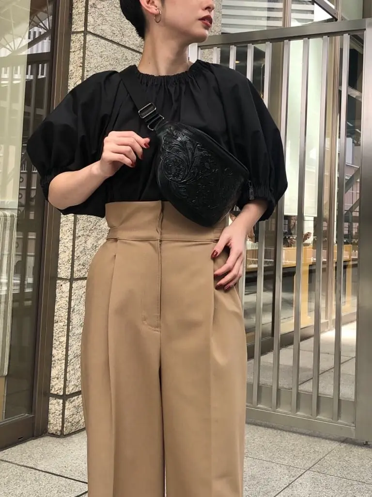 Carving Tribes 村上 麗華 コーディネート画像