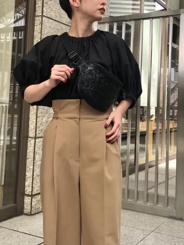 Carving Tribes 村上 麗華 コーディネート画像