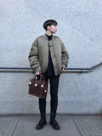 Carving Tribes 村上 麗華 コーディネート画像