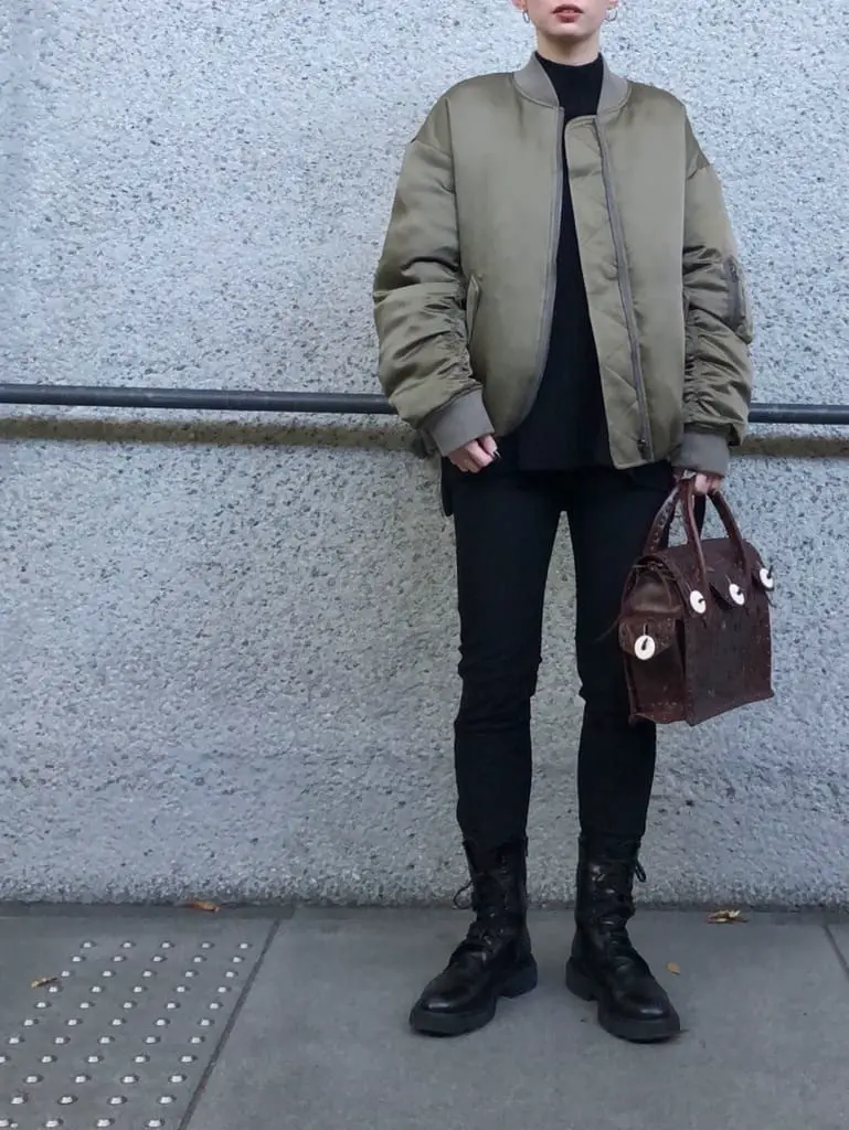 Carving Tribes 村上 麗華 コーディネート画像