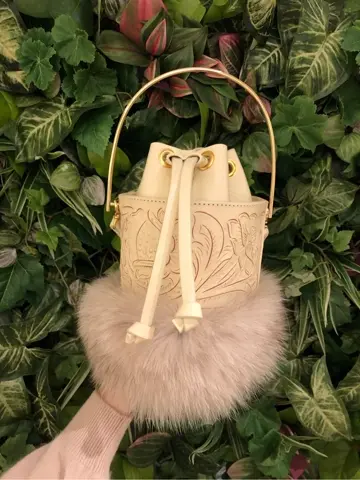 Carving Tribes 小池　悠花 コーディネート画像