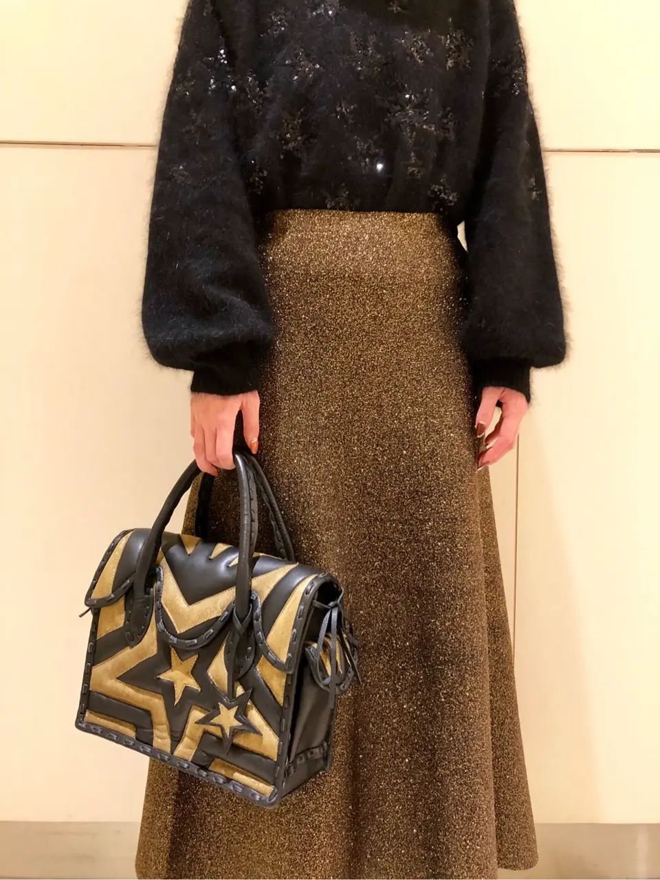 Carving Tribes 村上 麗華 コーディネート画像