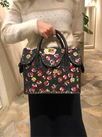 Carving Tribes 小池　悠花 コーディネート画像