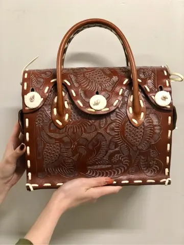 Carving Tribes 村上 麗華 コーディネート画像