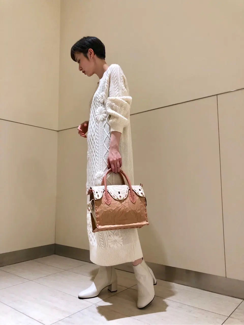 Carving Tribes 村上 麗華 コーディネート画像