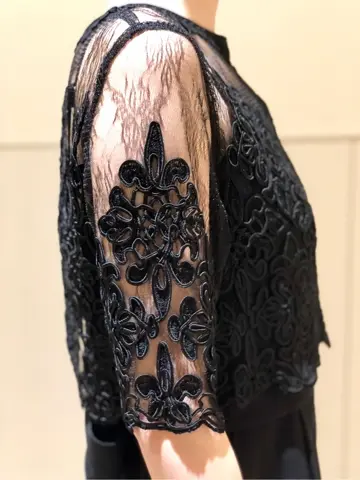 Carving Tribes 村上 麗華 コーディネート画像