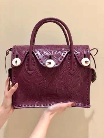 Carving Tribes 村上 麗華 コーディネート画像