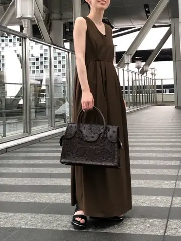 Carving Tribes 村上 麗華 コーディネート画像