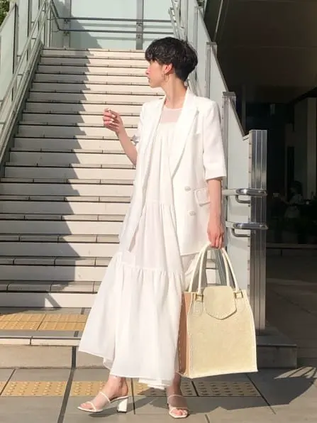 Carving Tribes 村上 麗華 コーディネート画像