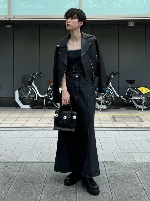 Carving Tribes 村上 麗華 コーディネート画像