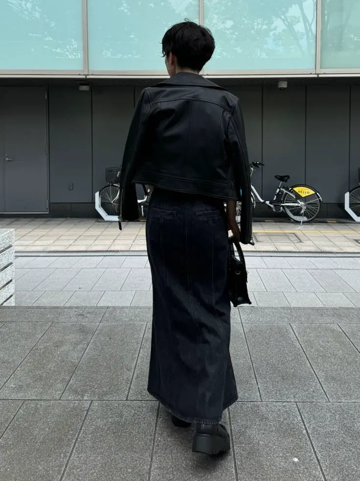 Carving Tribes 村上 麗華 コーディネート画像