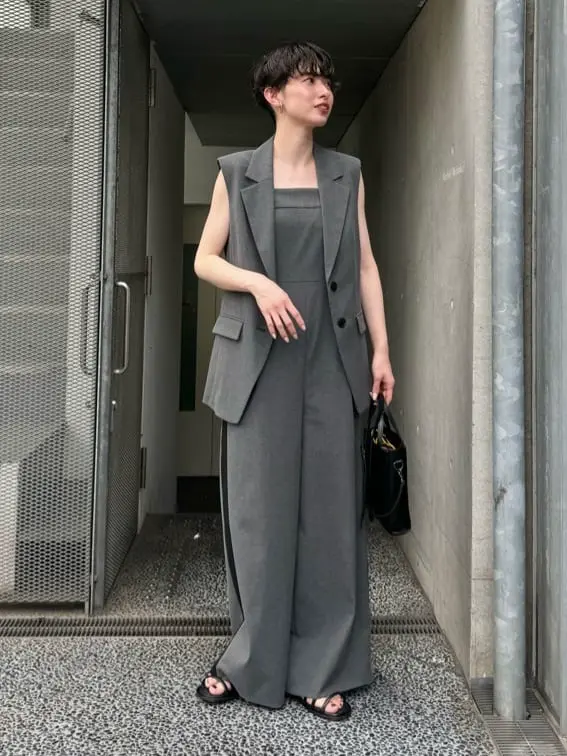 Carving Tribes 村上 麗華 コーディネート画像