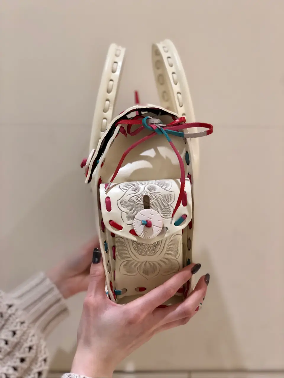 Carving Tribes 村上 麗華 コーディネート画像