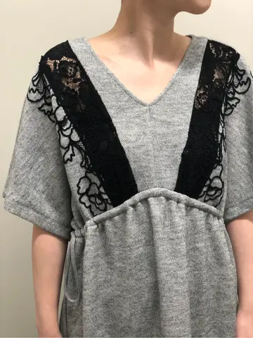 Carving Tribes 村上 麗華 コーディネート画像