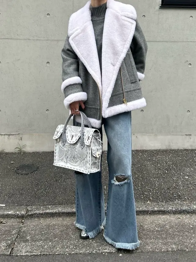 Carving Tribes 村上 麗華 コーディネート画像