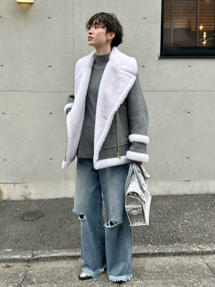 Carving Tribes 村上 麗華 コーディネート画像