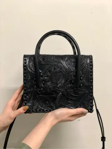 Carving Tribes 村上 麗華 コーディネート画像