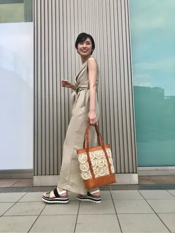 Carving Tribes 村上 麗華 コーディネート画像