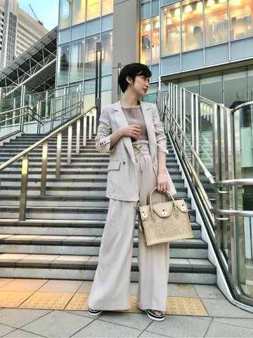 Carving Tribes 村上 麗華 コーディネート画像