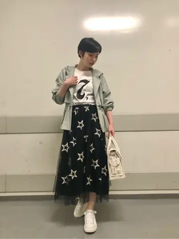 Carving Tribes 村上 麗華 コーディネート画像