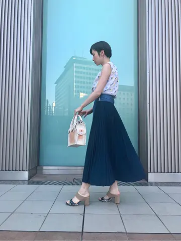 Carving Tribes 村上 麗華 コーディネート画像