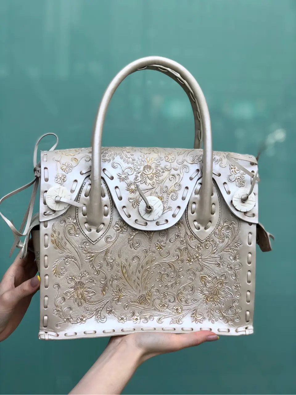 Carving Tribes 村上 麗華 コーディネート画像