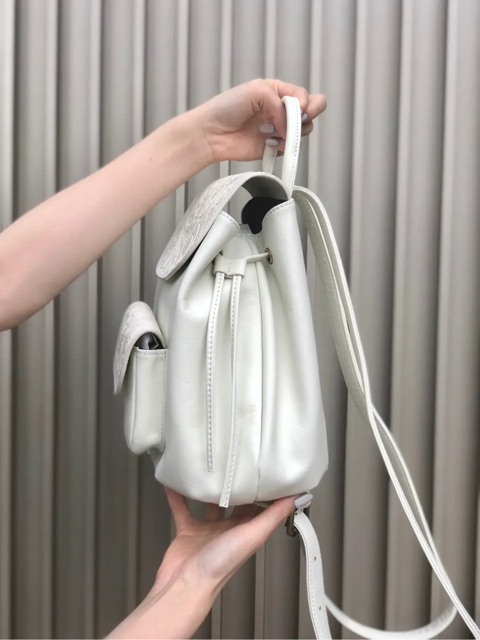 Carving Tribes 村上 麗華 コーディネート画像