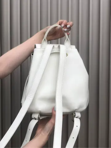 Carving Tribes 村上 麗華 コーディネート画像