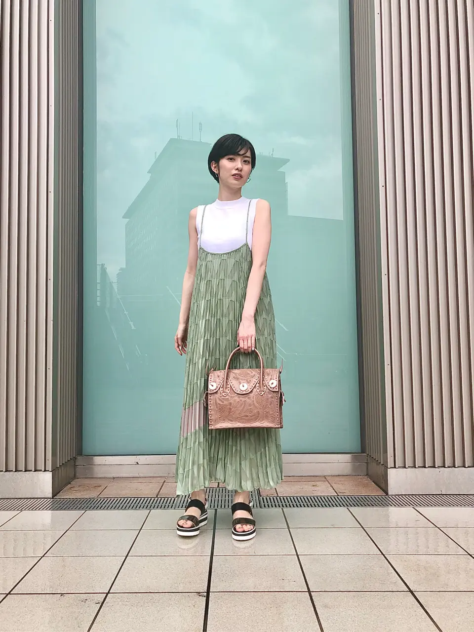 Carving Tribes 村上 麗華 コーディネート画像