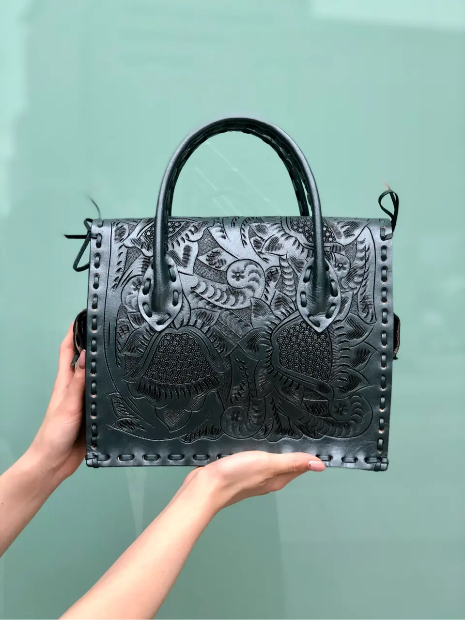 Carving Tribes 村上 麗華 コーディネート画像