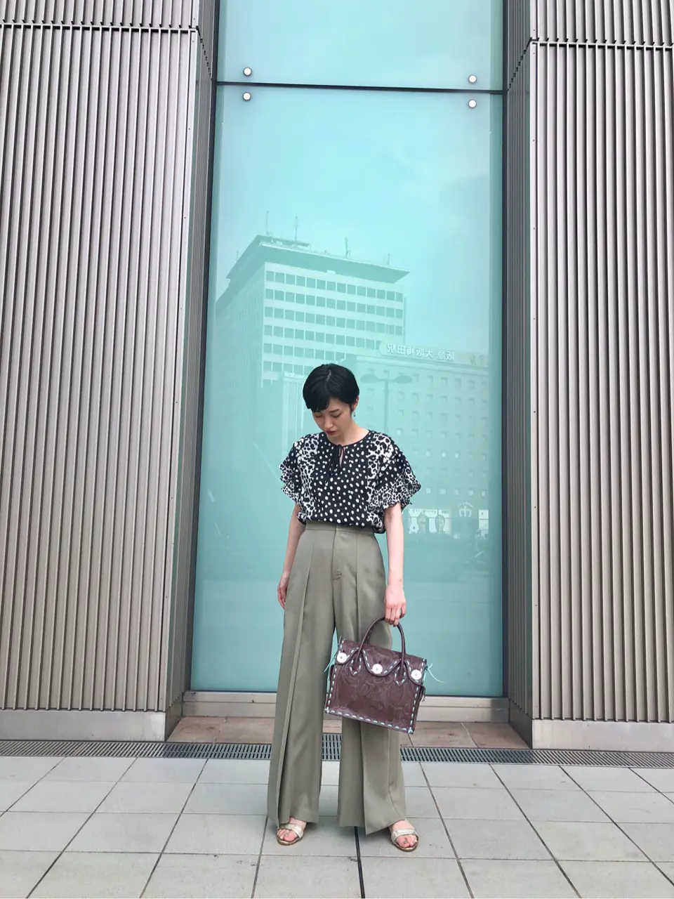 Carving Tribes 村上 麗華 コーディネート画像