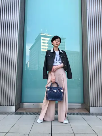 Carving Tribes 村上 麗華 コーディネート画像