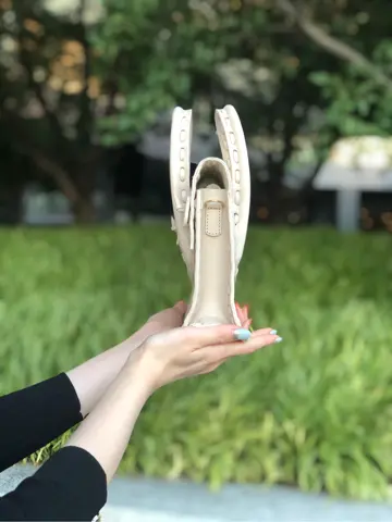 Carving Tribes 村上 麗華 コーディネート画像